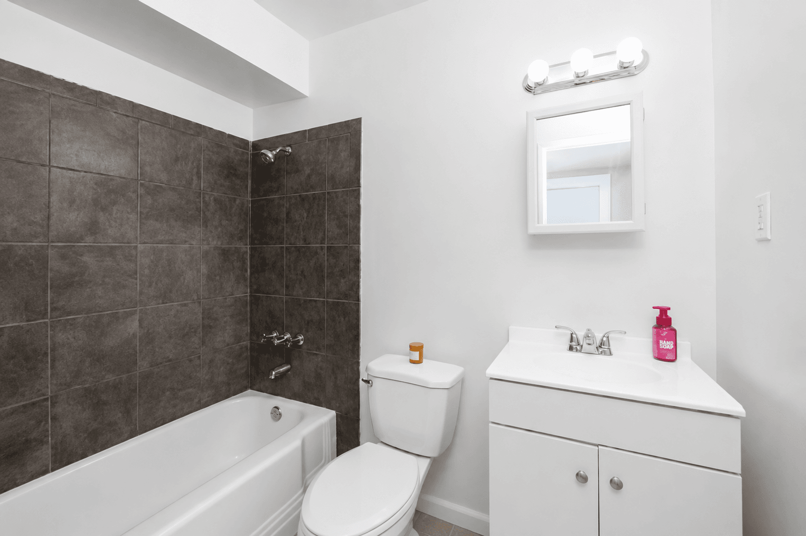 GARDENA Apartment: 15001 CRENSHAW BLVD.