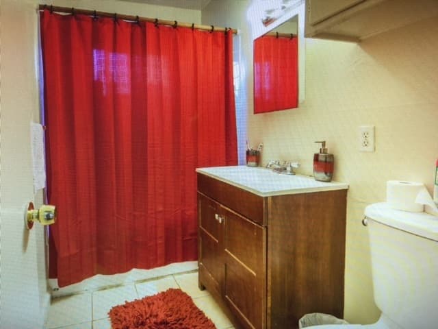 Long Beach Apartment: 1153-1161 Magnolia Avenue