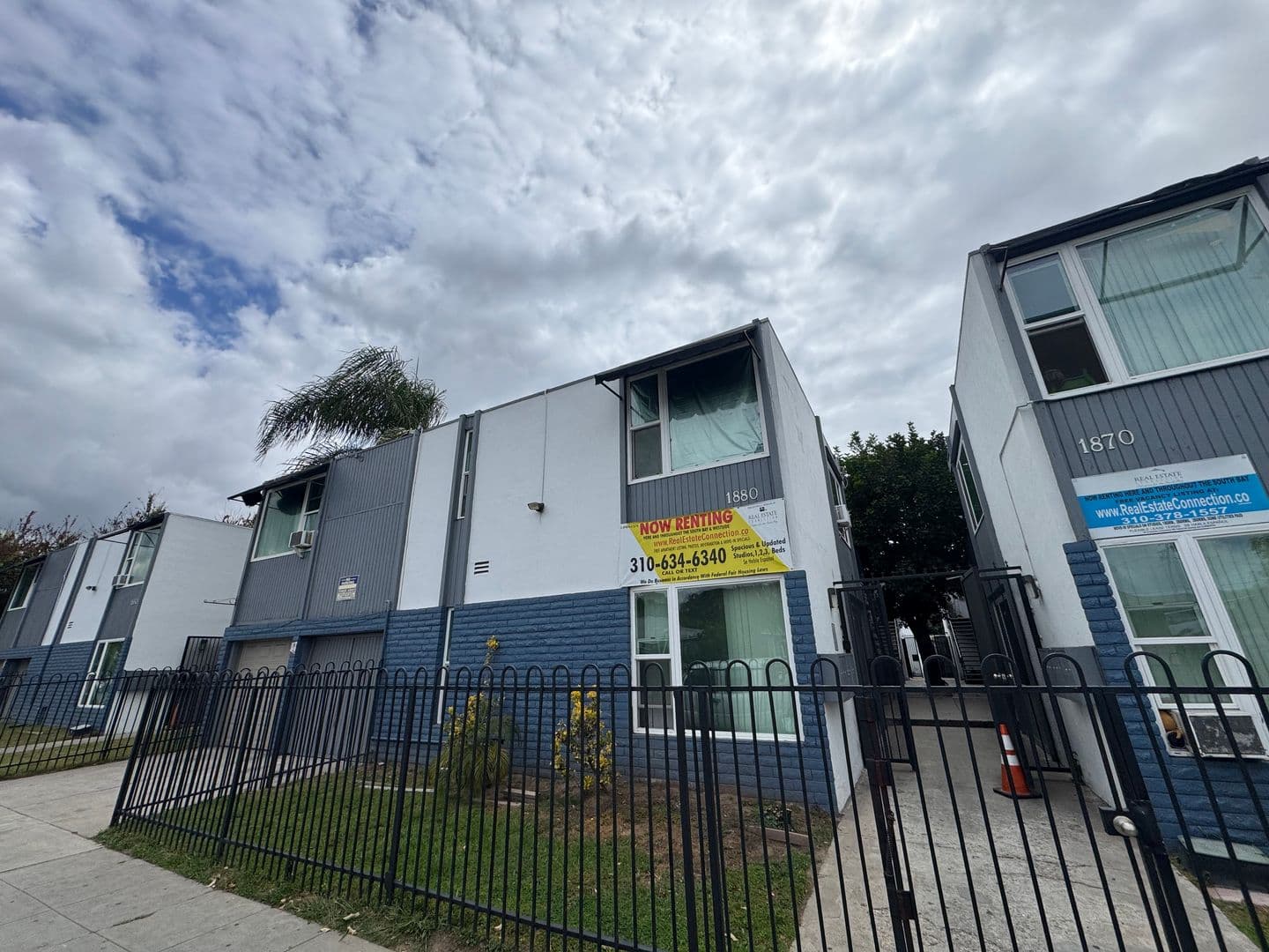 Long Beach Apartment: 1870 -1880 -1890 Harbor Ave.
