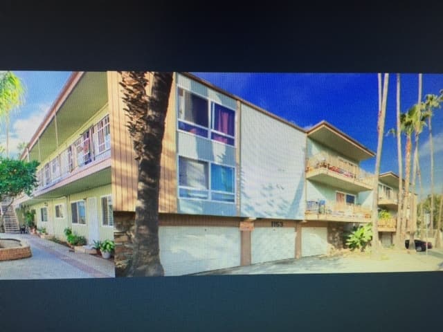 Long Beach Apartment: 1153-1161 Magnolia Avenue