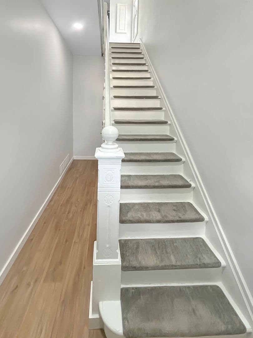 Coraopolis Apartment: 1524 4th Avenue