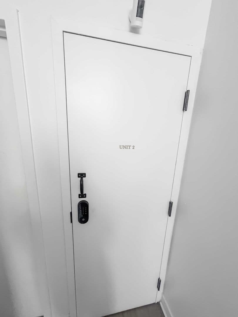 Pittsburgh Apartment: 4018 PENN AVE