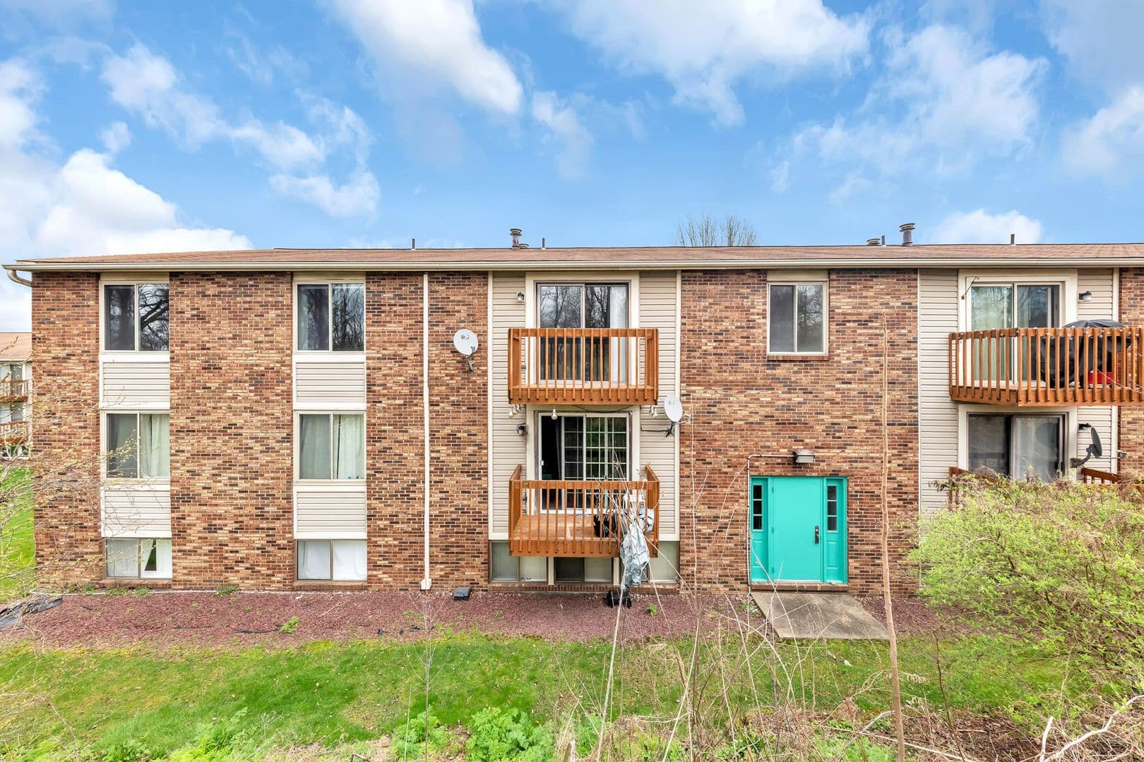 Imperial Condo: 27709 Evergreen Run Road