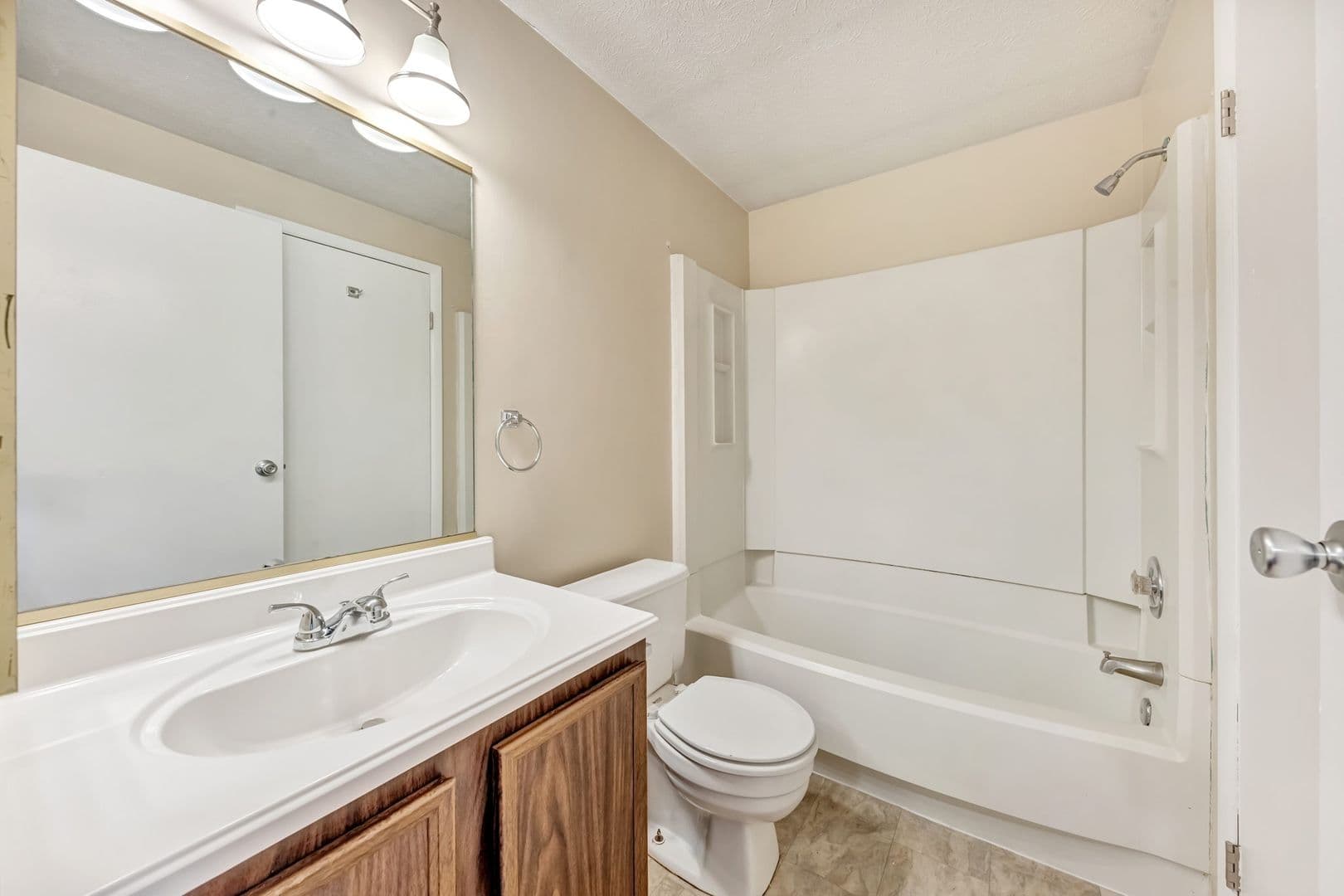 Imperial Condo: 27709 Evergreen Run Road