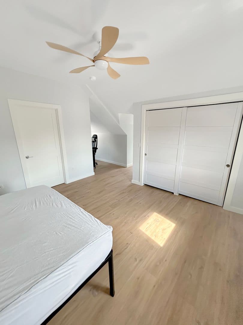 Coraopolis Apartment: 1524 4th Avenue