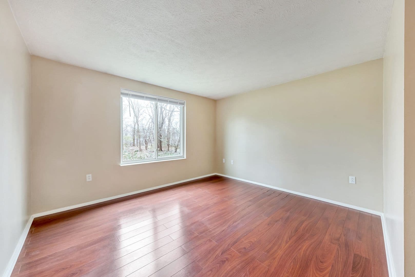 Imperial Condo: 27709 Evergreen Run Road