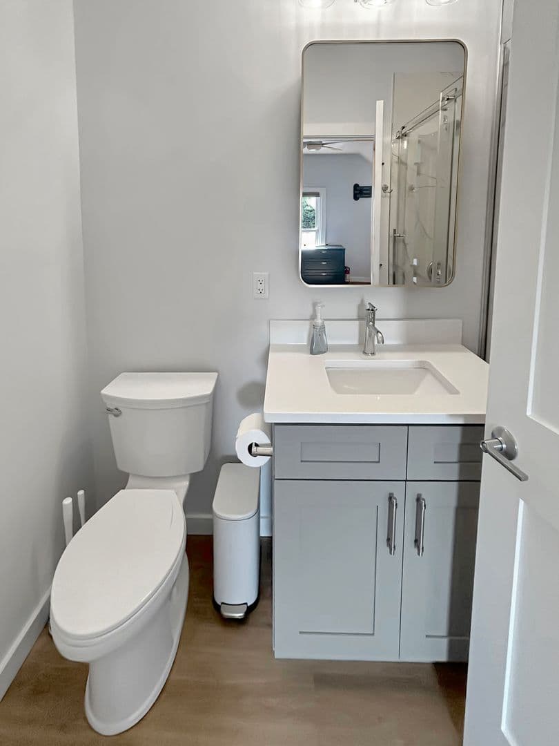 Coraopolis Apartment: 1524 4th Avenue
