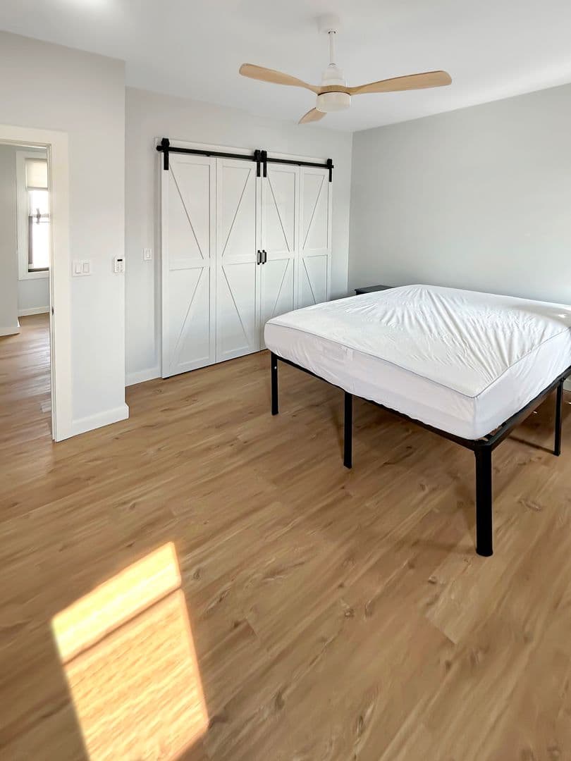 Coraopolis Apartment: 1524 4th Avenue