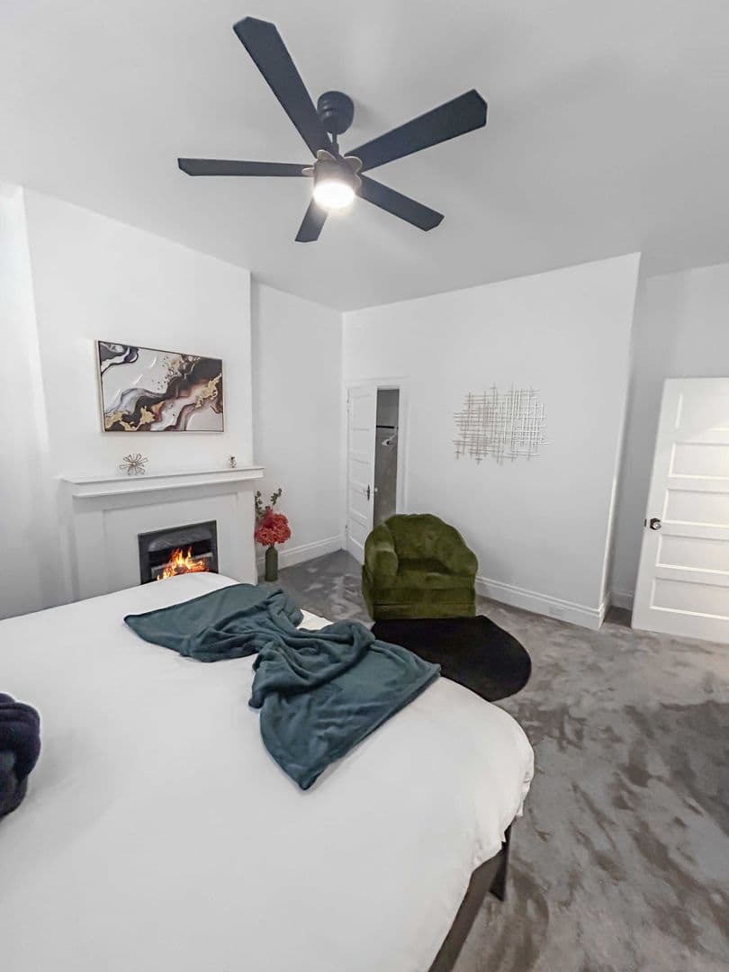 Pittsburgh Apartment: 4018 PENN AVE
