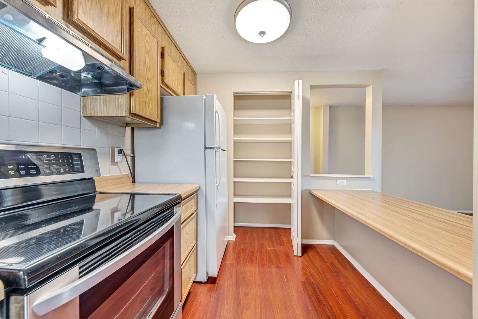 Imperial Condo: 27709 Evergreen Run Road