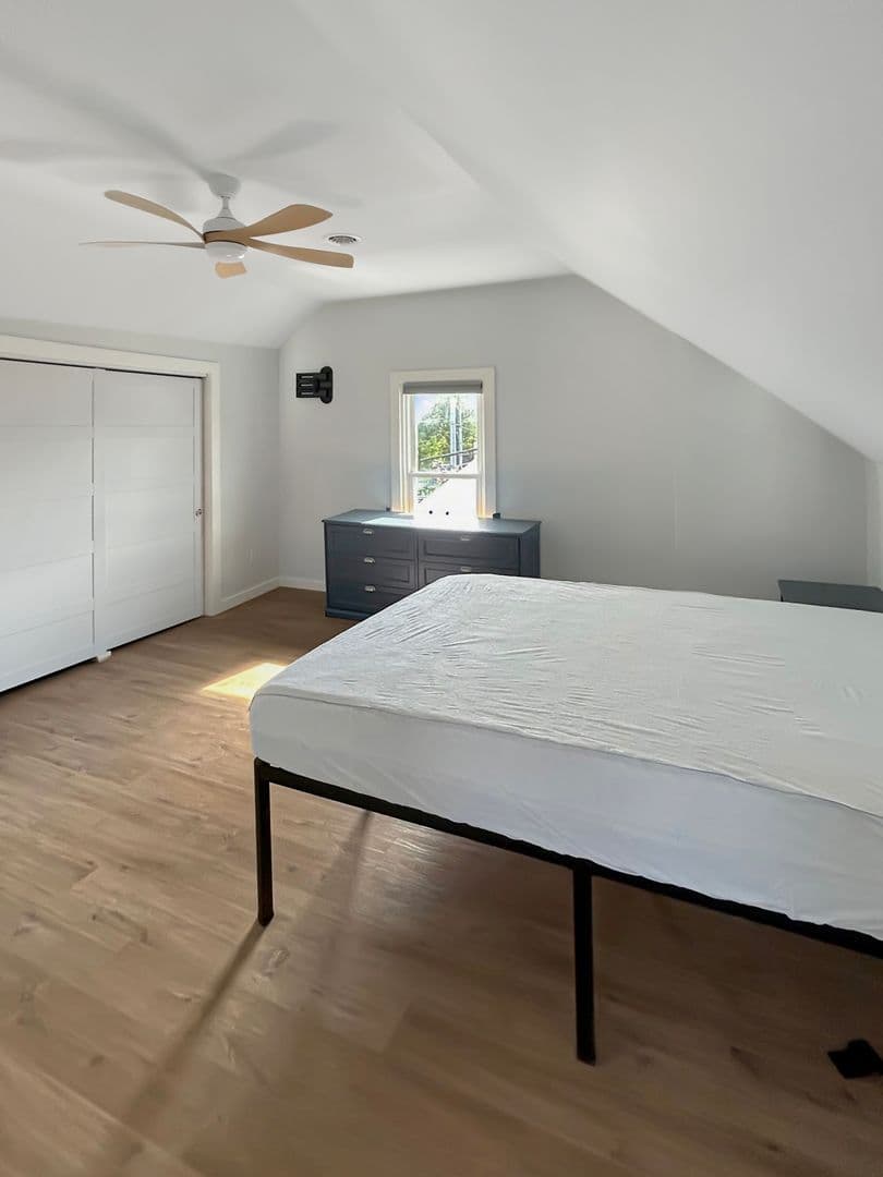 Coraopolis Apartment: 1524 4th Avenue