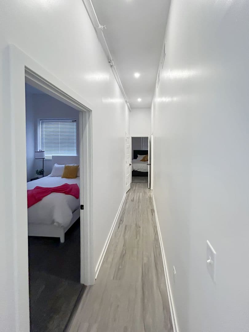 Pittsburgh Apartment: 4018 PENN AVE