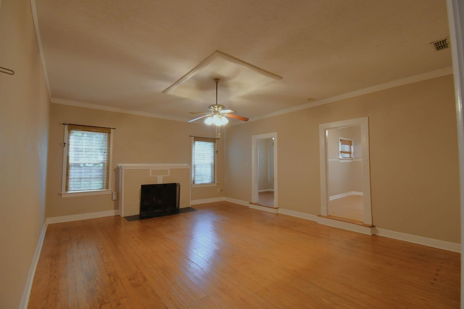 Tyler House: 600 E Frazier St