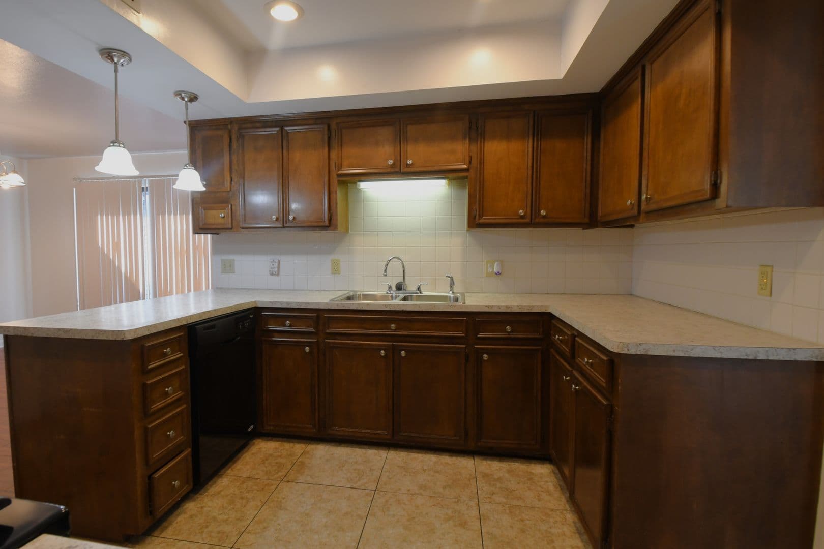 Tyler House: 6016 Plantation Dr