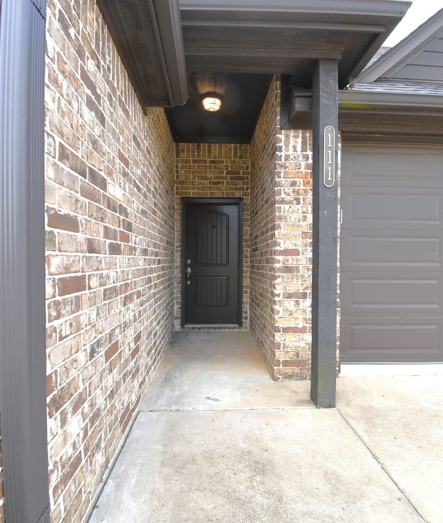 Tyler House: 15542 CR 178 Unit K-111