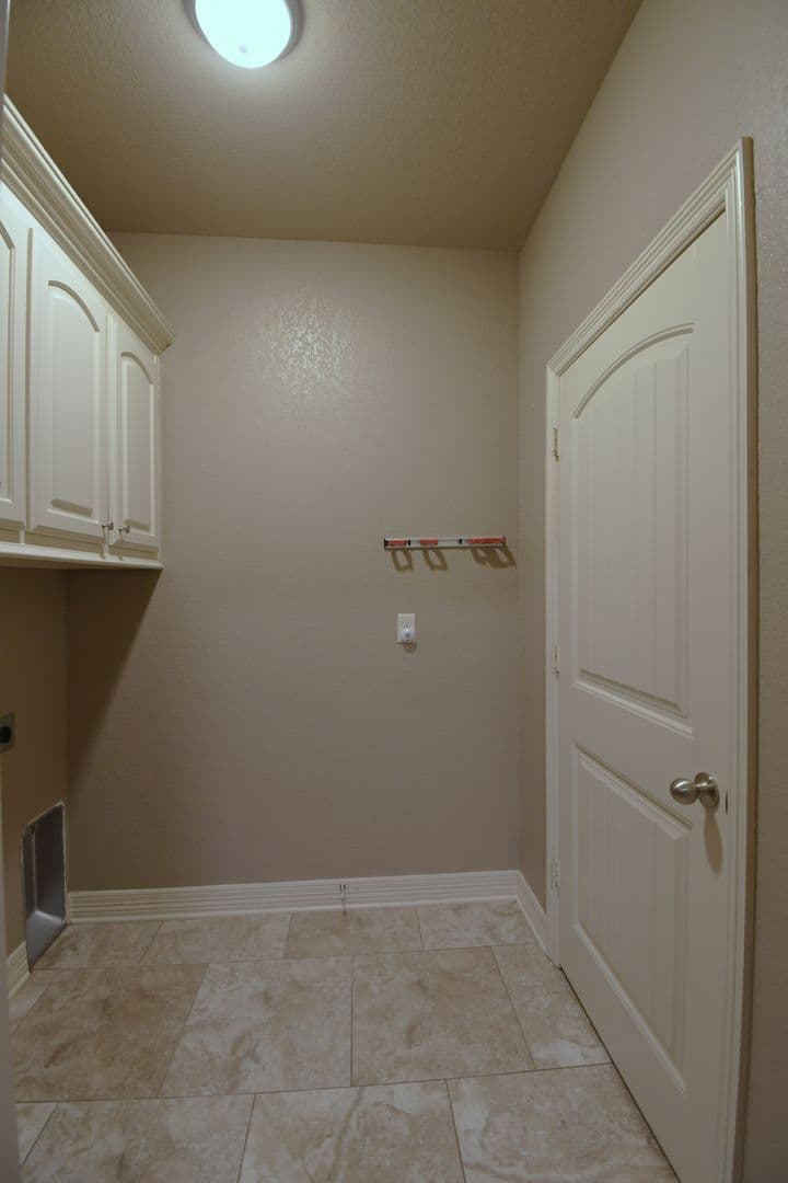 Tyler House: 15542 CR 178 Unit C-103