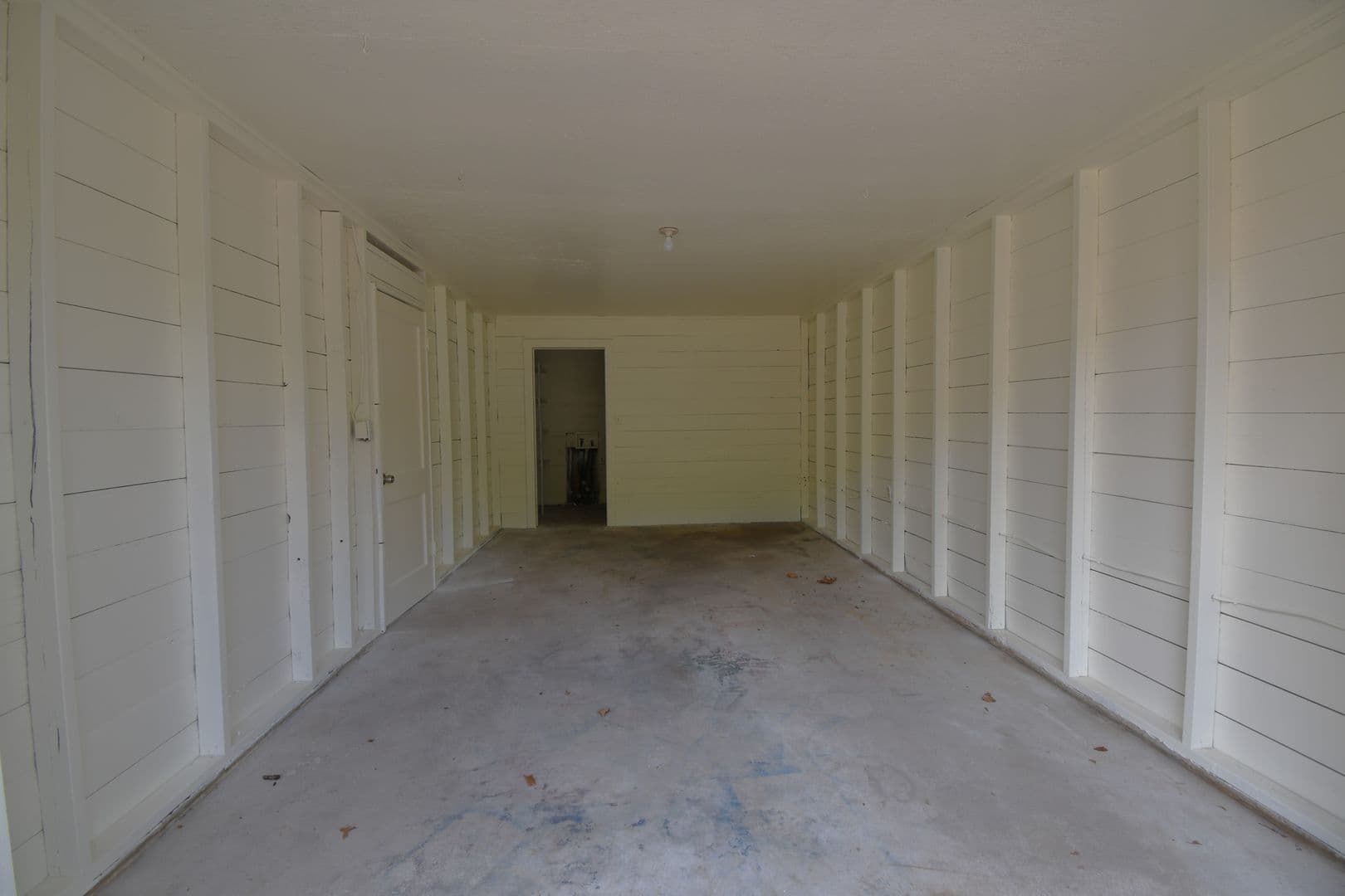 Tyler House: 710 N Englewood Ave