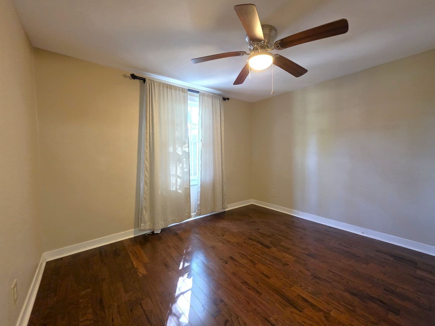 Tyler House: 311 S Palmer
