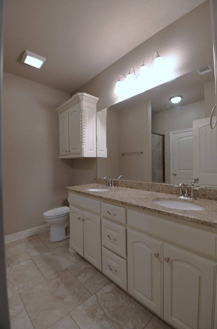 Tyler House: 15542 CR 178 Unit C-103