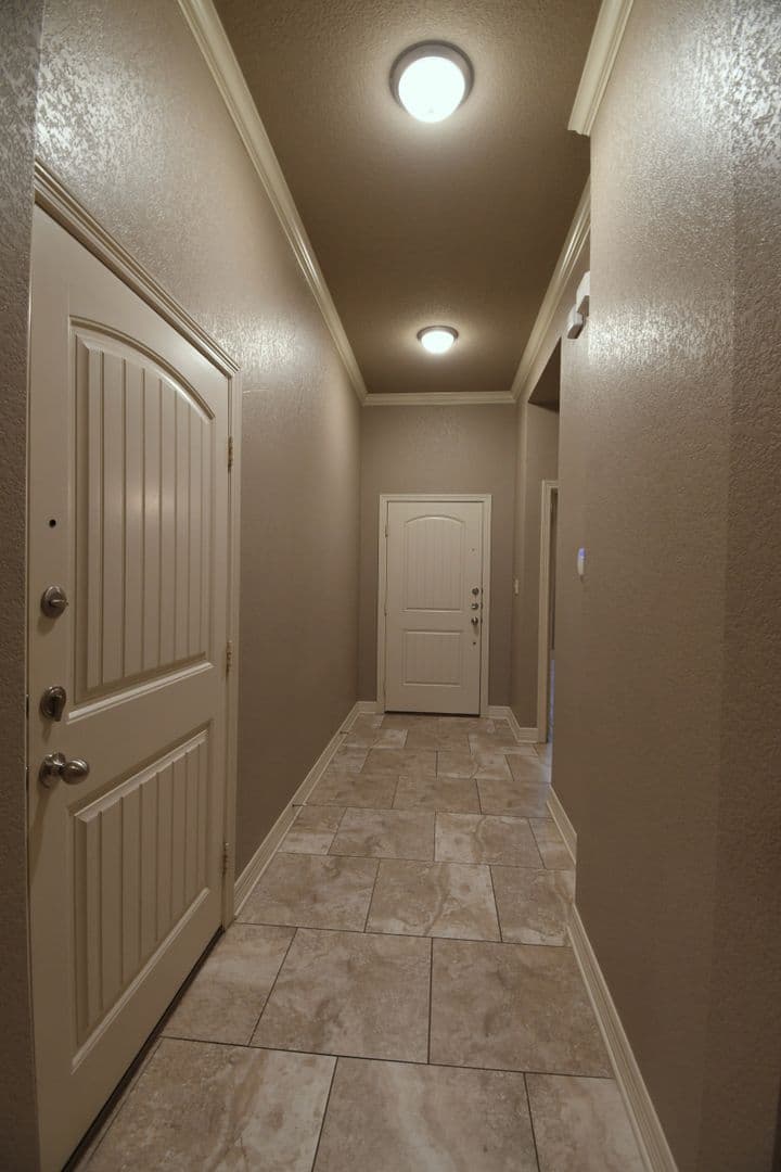 Tyler House: 15542 CR 178 Unit C-103