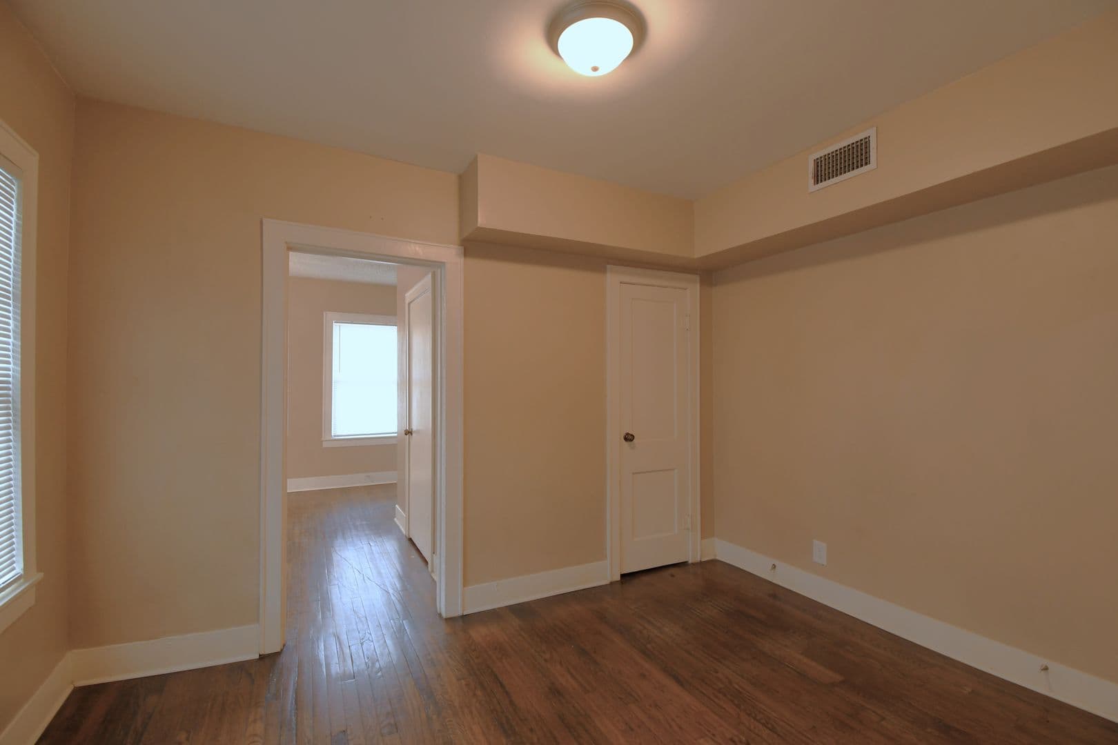 Tyler House: 502 S Fannin Ave Apt 101