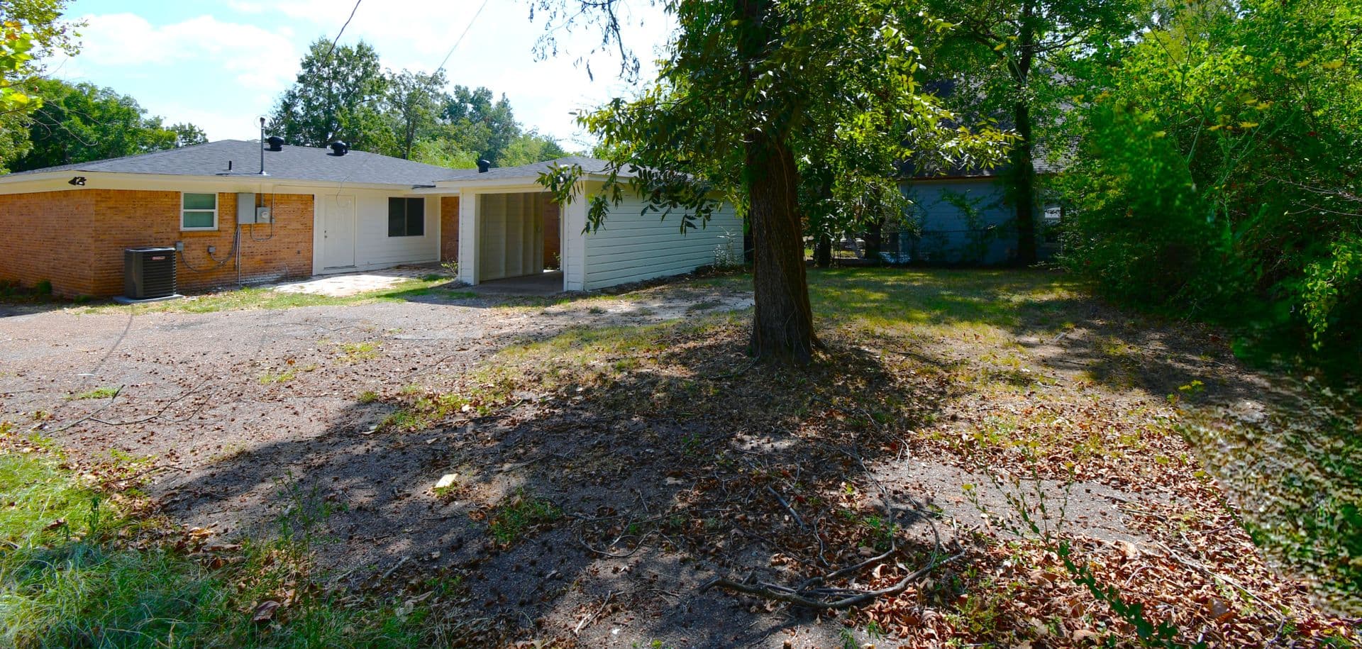 Tyler House: 710 N Englewood Ave