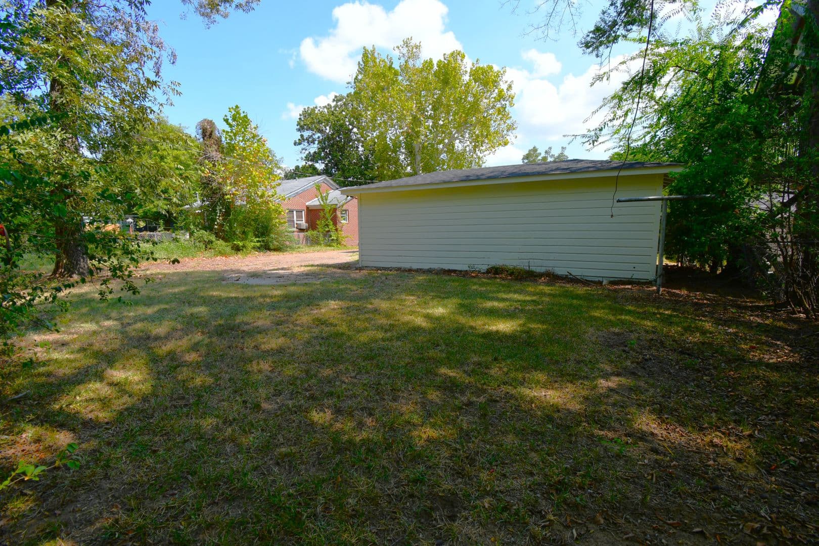 Tyler House: 710 N Englewood Ave