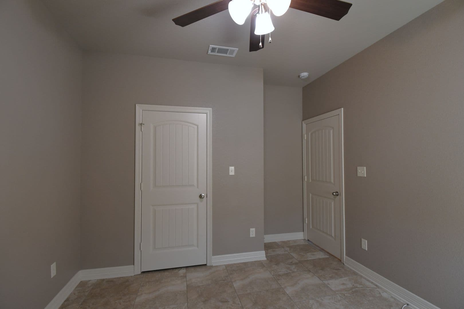 Tyler House: 15542 CR 178 Unit C-103