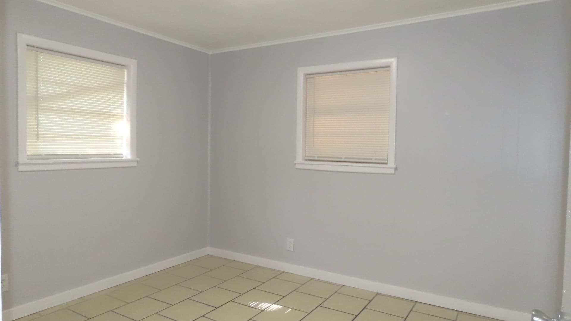 Tyler House: 1629 W Mims Unit 102