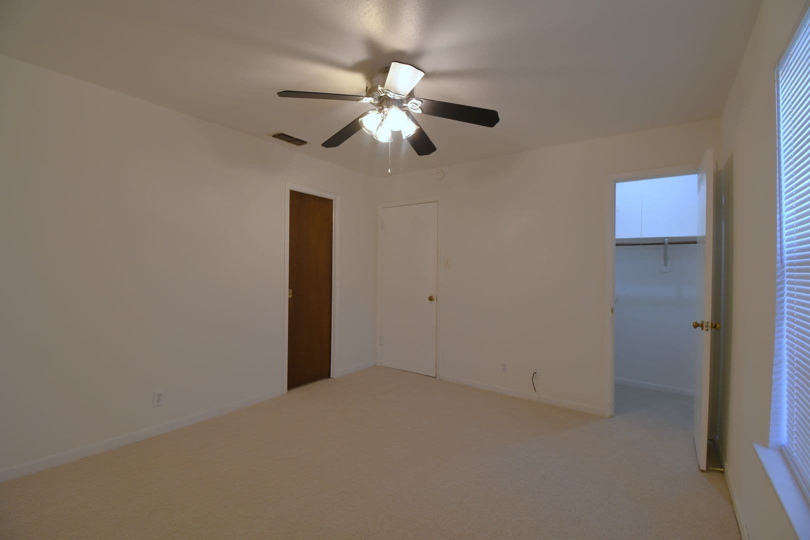 Tyler House: 6016 Plantation Dr