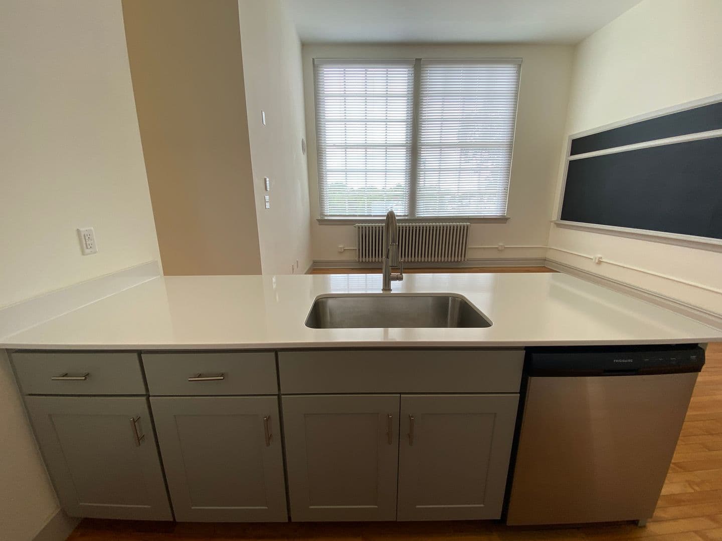Madison Heights Apartment: 123 Phelps Road