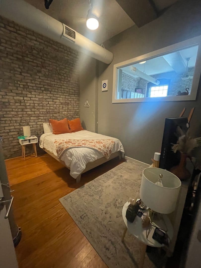 Lynchburg Apartment: 926 Commerce Street