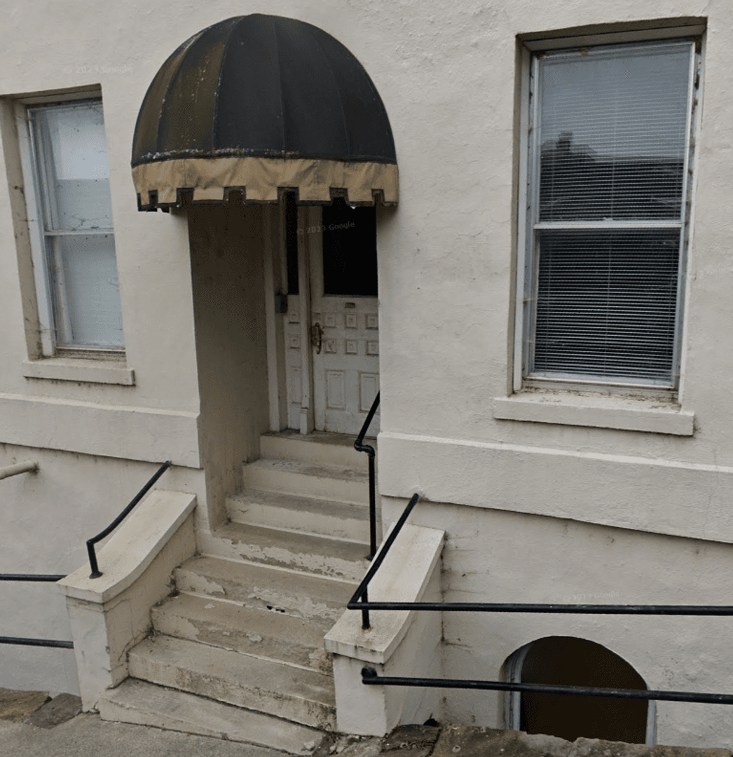Lynchburg Apartment: 302 7th Street