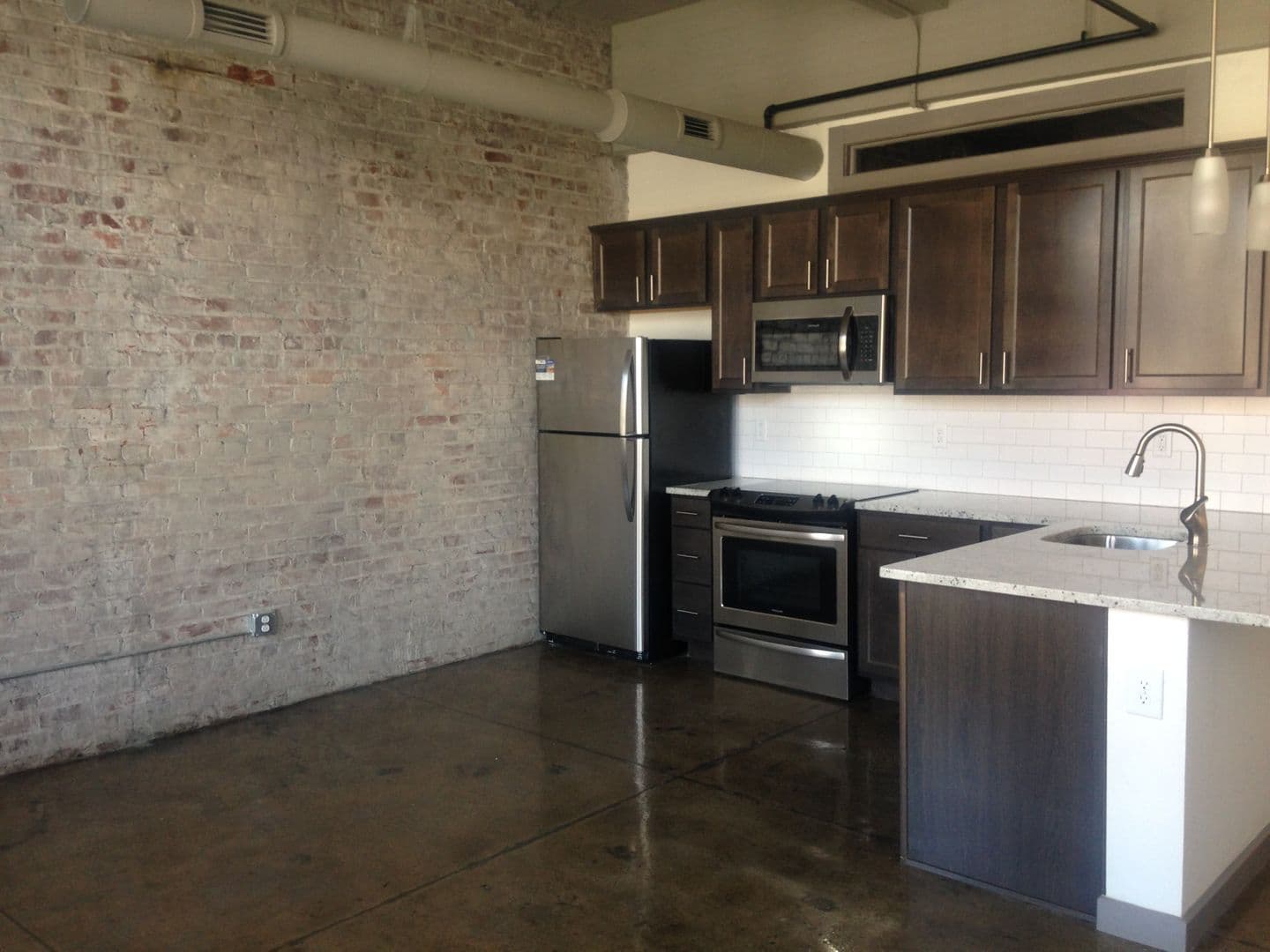 Lynchburg Apartment: 926 Commerce Street