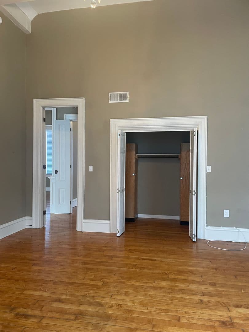 Lynchburg Apartment: 1025 Church Street