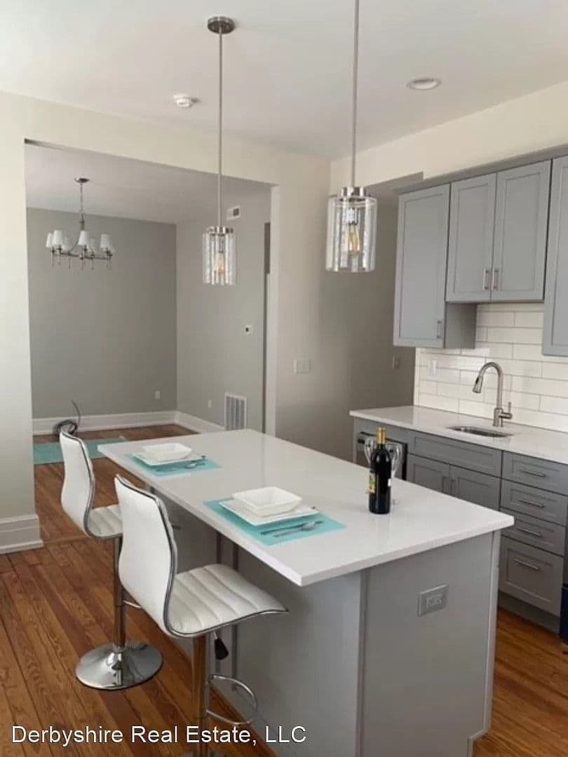 Lynchburg Apartment: 302 7th Street