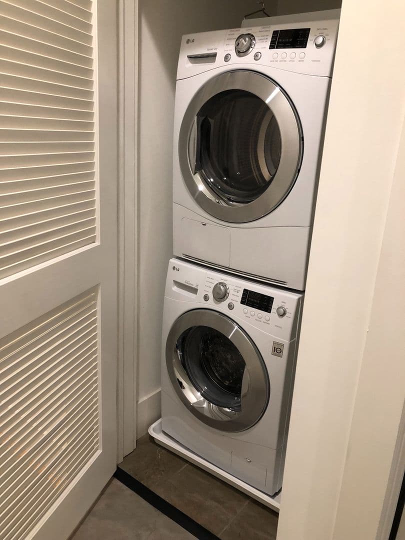 Lynchburg Apartment: 1001 Jefferson Street