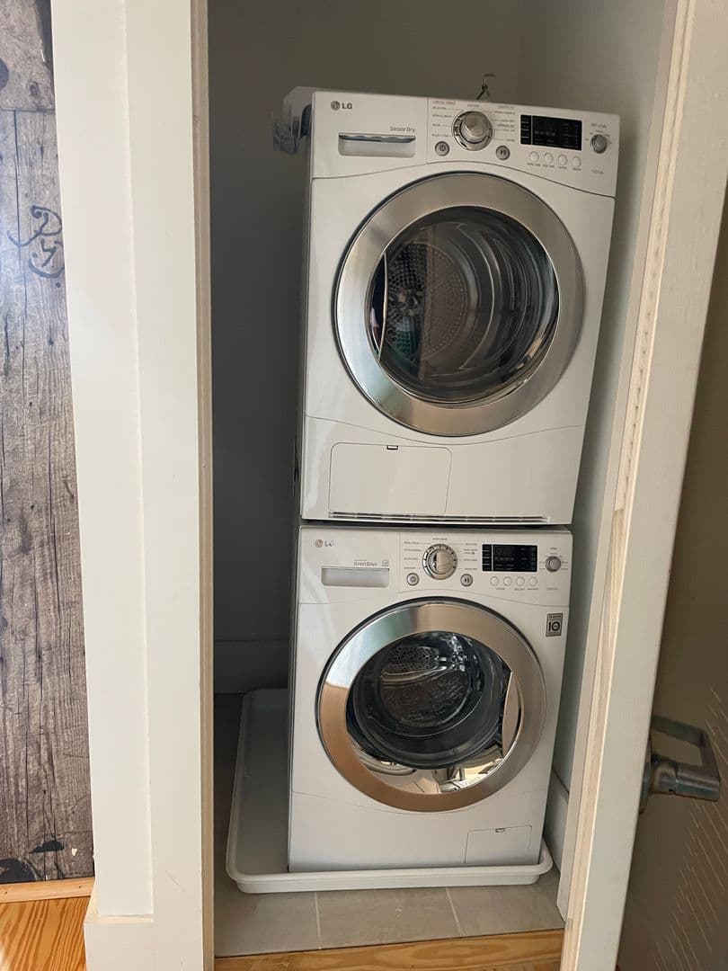 Lynchburg Apartment: 1001 Jefferson Street