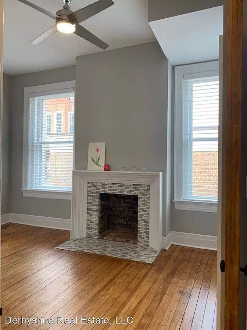 Lynchburg Apartment: 302 7th Street