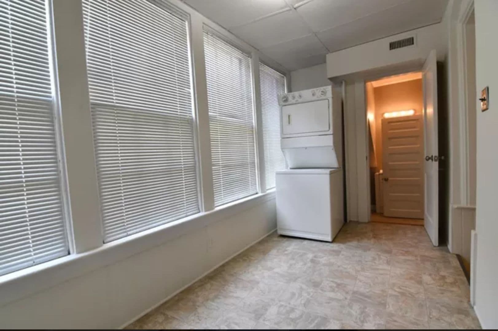 Lynchburg Apartment: 302 7th Street