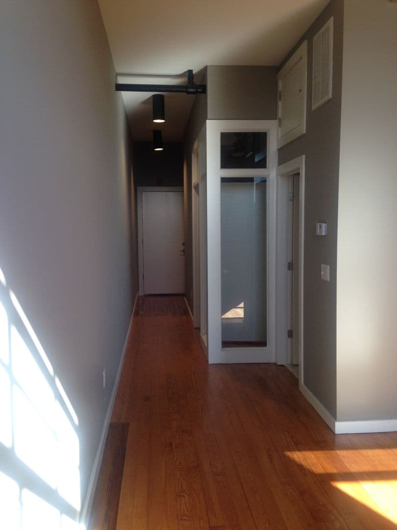 Lynchburg Apartment: 926 Commerce Street