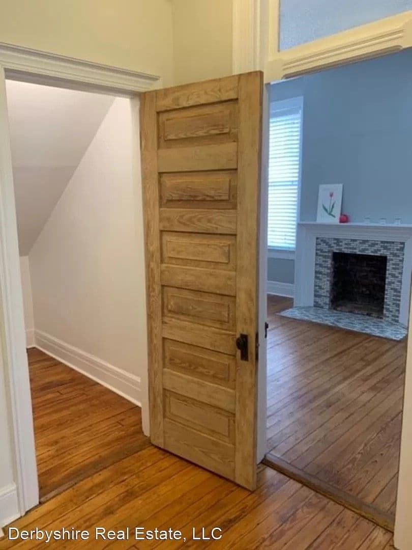 Lynchburg Apartment: 302 7th Street