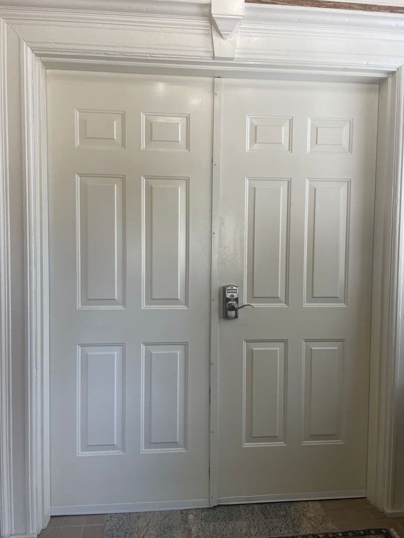 Lynchburg Apartment: 1025 Church Street