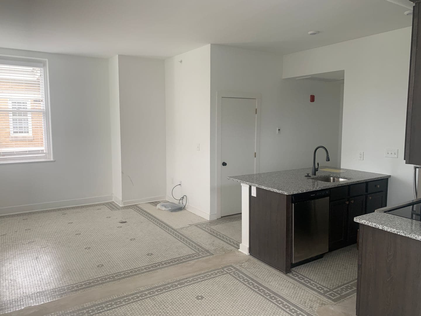 Lynchburg Apartment: 1503 Grace St