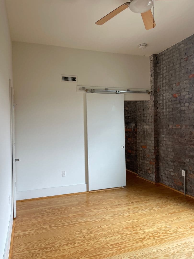 Lynchburg Apartment: 1001 Jefferson Street