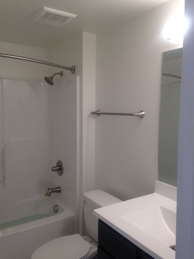 Lynchburg Apartment: 926 Commerce Street
