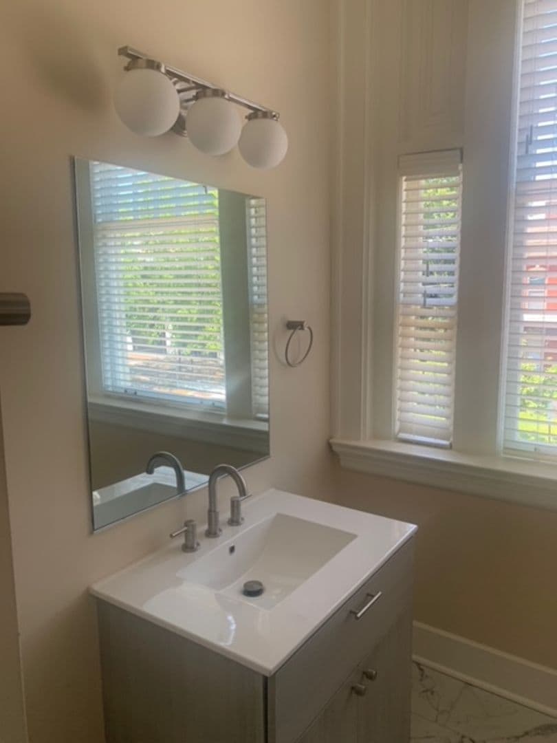 Lynchburg Apartment: 1000 Court Street