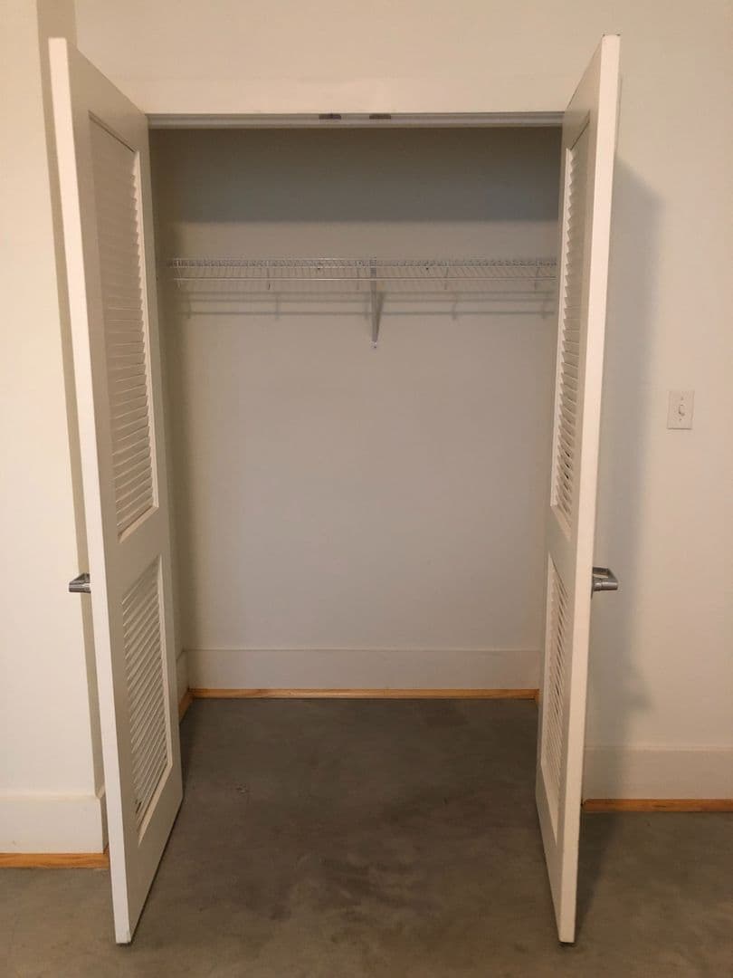 Lynchburg Apartment: 1001 Jefferson Street