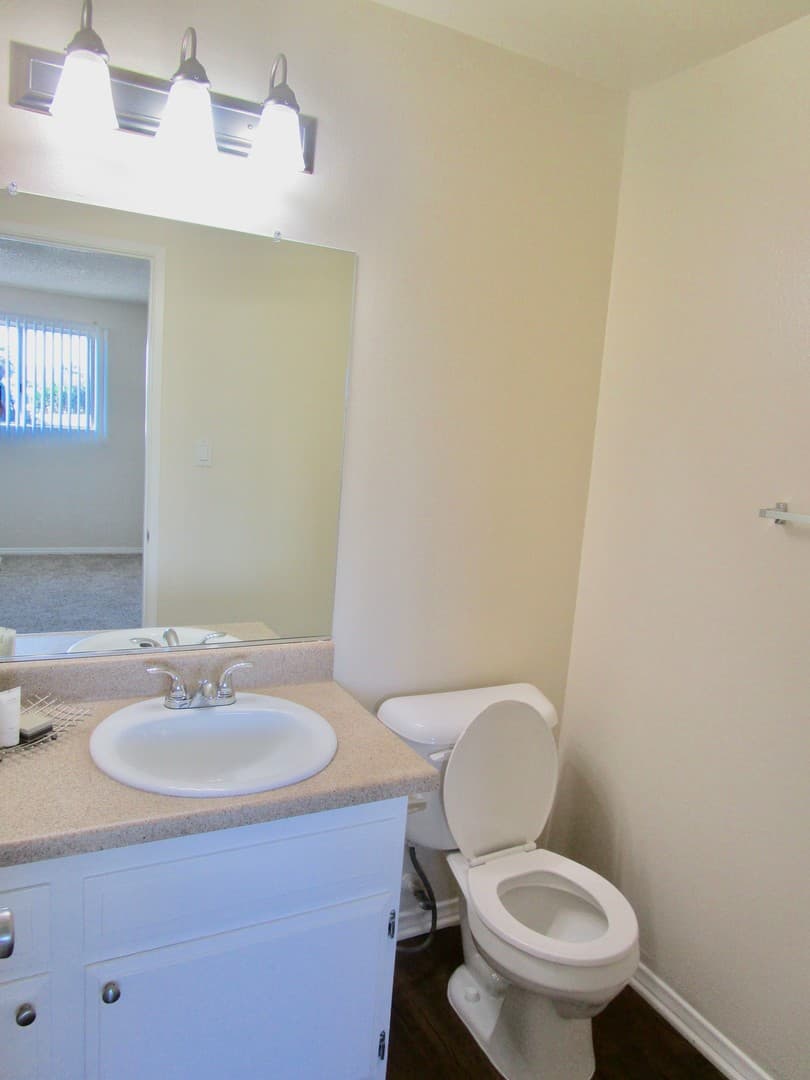 Whittier Apartment: 11555 Santa Gertrudes Avenue