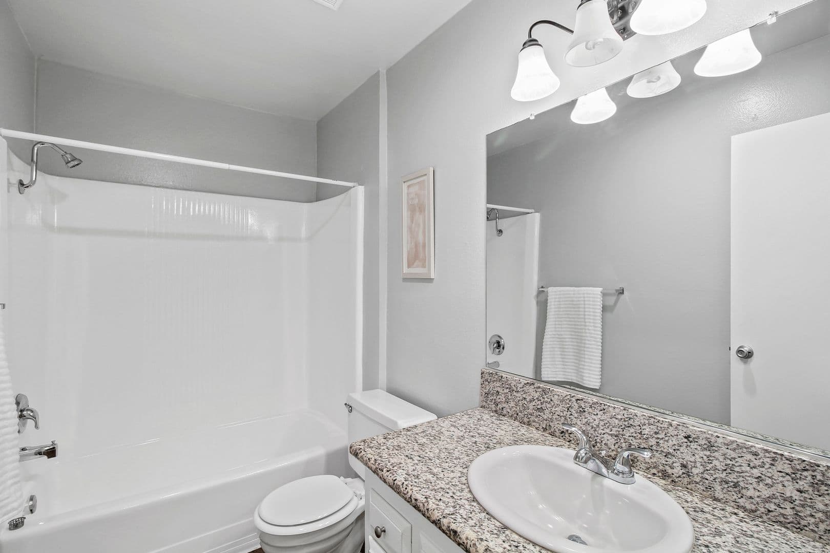 Santa Ana Apartment: 3101 South Bristol Street
